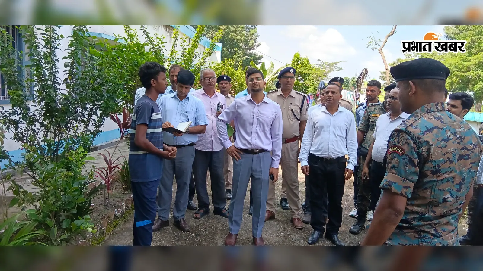 बनमनखी में डीएम अंशुल कुमार का औचक निरीक्षण, छात्रावास और अनुमंडलीय अस्पताल में मिली कई कमियां, अधिकारियों को सख्त निर्देश