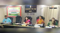 अत्याधुनिक खेती से समृद्ध होंगे जिले के किसान: डीएम, बैठक से अनुपस्थित अफसरों से जवाब-तलब