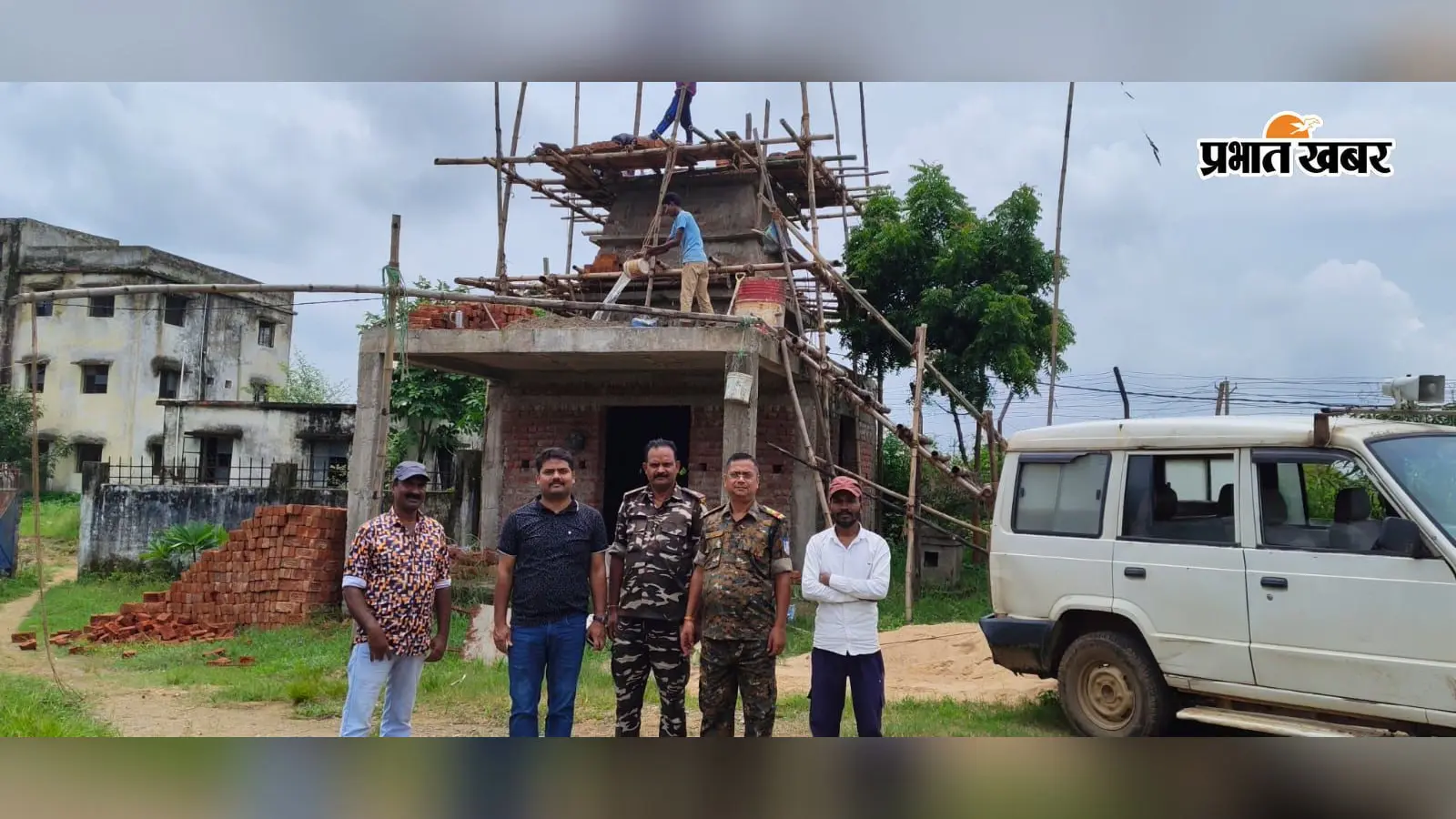 मुस्लिम थाना प्रभारी ने कराया मंदिर का निर्माण,सांप्रदायिक सौहार्द की मिसाल पेश