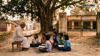 कैमूर में भूत-प्रेत की अफवाह से 19 दिन से स्कूल में पसरा सन्नाटा, बच्चों का डर नहीं टूटा तो शिक्षा विभाग ने गांव में पढ़ाने का लिया फैसला