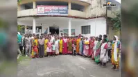 Jamshedpur News: आजसू नेता के घर हमला और पत्नी से मारपीट का आरोप, ग्रामीणों ने थाने पहुंचकर 24 घंटे में कार्रवाई की मांग