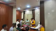 TRE-4 में बांग्ला शिक्षकों की कम सीटों पर बढ़ा विरोध, शिक्षा मंत्री को सौंपा ज्ञापन