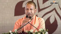 सीएम योगी ने हथकरघा कारीगरों को किया सम्मानित, कांवड़ यात्रा को बताया सामाजिक समरसता का प्रतीक