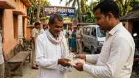 मधुबनी साइबर थाना पुलिस की बड़ी कार्रवाई, ठगी के शिकार व्यक्ति को लौटाए 32 हजार रुपये