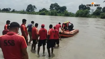उत्तर प्रदेश में बारिश का कोहराम: मिर्जापुर में बह गई सड़क, लखीमपुर में 50 एकड़ जमीन नदी में समाई