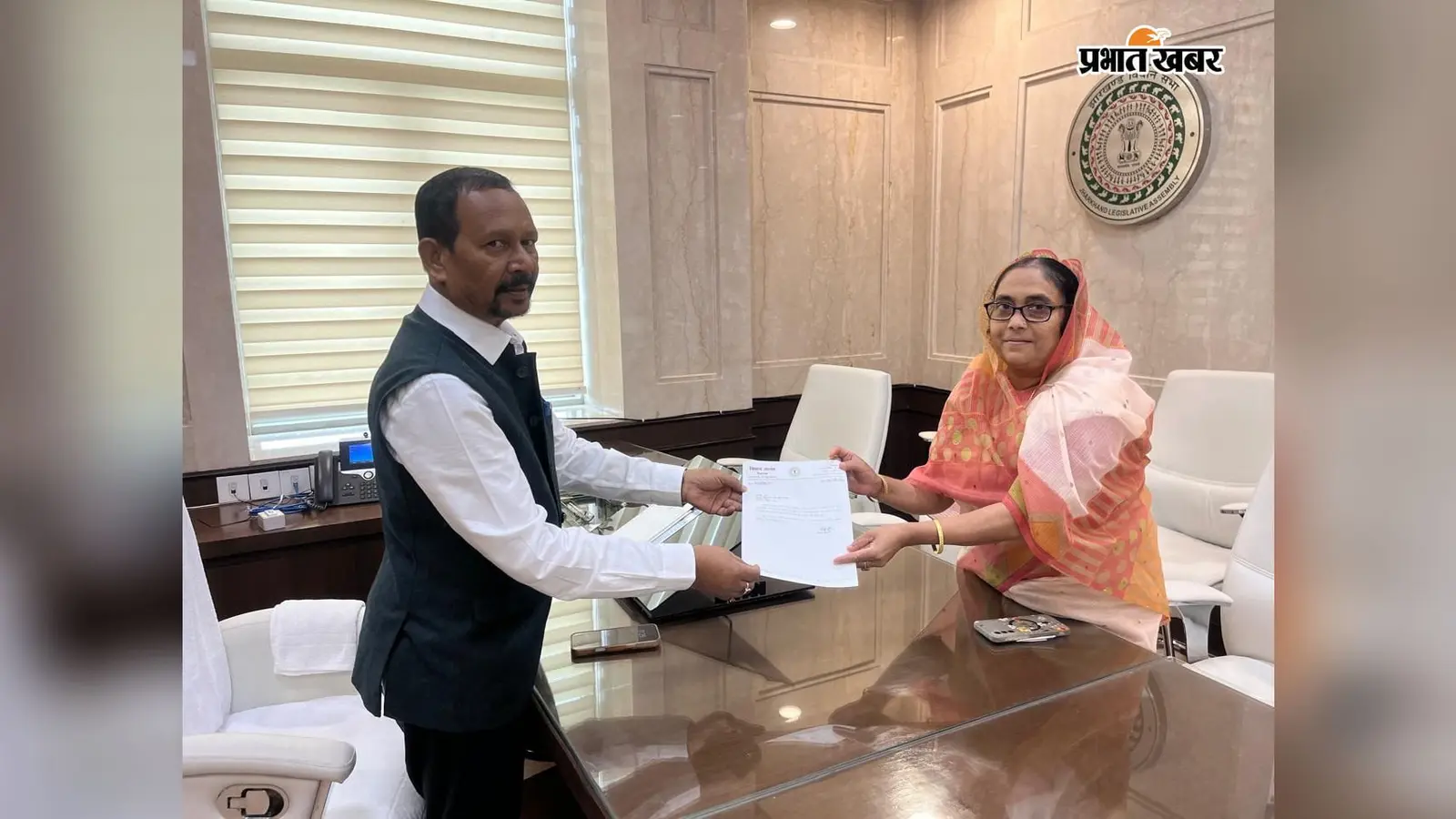 तकनीकी खामी से बरहरवा में 200 अपील म्यूटेशन अटके, मंत्री ने दिए समाधान के निर्देश