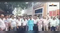 पेपरलेस रजिस्ट्री के विरोध में कातिबों का कार्य बहिष्कार, हाजीपुर समेत तीन निबंधन कार्यालयों में नहीं हुई एक भी रजिस्ट्री