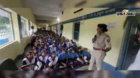 हलसी के दो स्कूलों में साइबर जागरूकता अभियान, छात्राओं को बताए बचाव के गुर