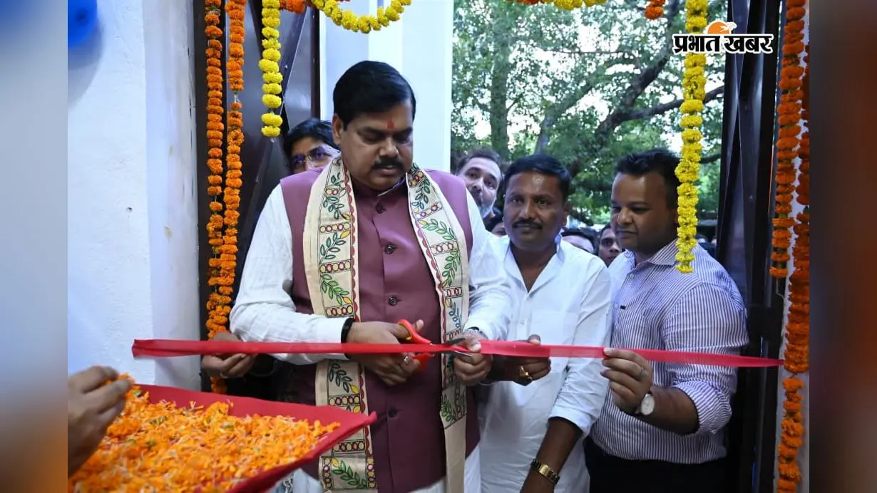 गोपालगंज शिक्षा भवन में सिंगल विंडो सिस्टम शुरू, एक काउंटर पर होगा आवेदन; 20 दिन में निष्पादन, 25वें दिन मिलेगी सूचना