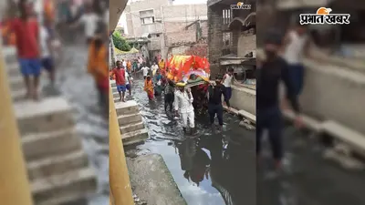 बलिया नगर परिषद के वार्ड 14 और 15 में जलजमाव से लोग परेशान, पांच हजार आबादी प्रभावित