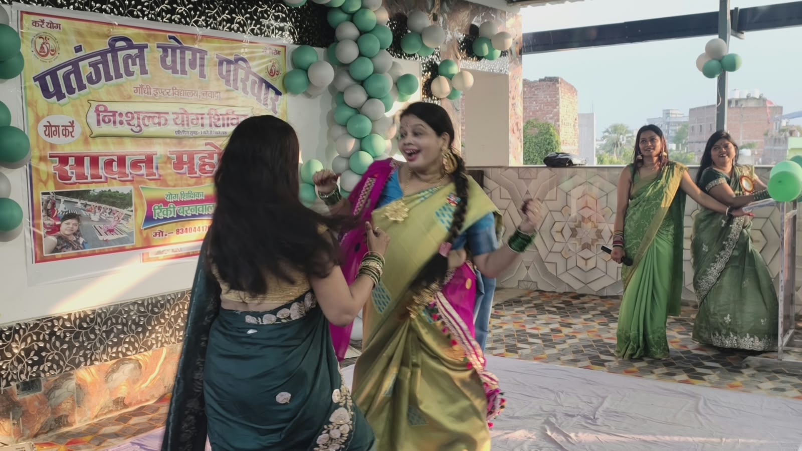 गीत-संगीत और नृत्य से गूंजा महोत्सव
