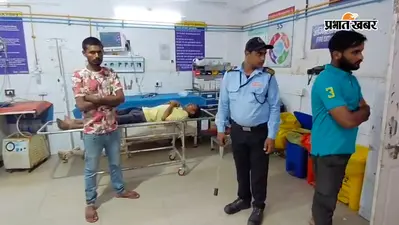 सड़क पर बिखरे बालू के कारण अनियंत्रित होकर पलटी बाइक, युवक गंभीर रूप से घायल; सदर अस्पताल में भर्ती