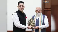 सफेद शर्ट-काली बंडी में PM मोदी से मिले राघव चड्ढा, बोले- ये सुबह हमेशा याद रहेगी
