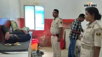 दिनदहाड़े बकरी चोरी करते युवक को ग्रामीणों ने पकड़कर पुलिस को सौंपा