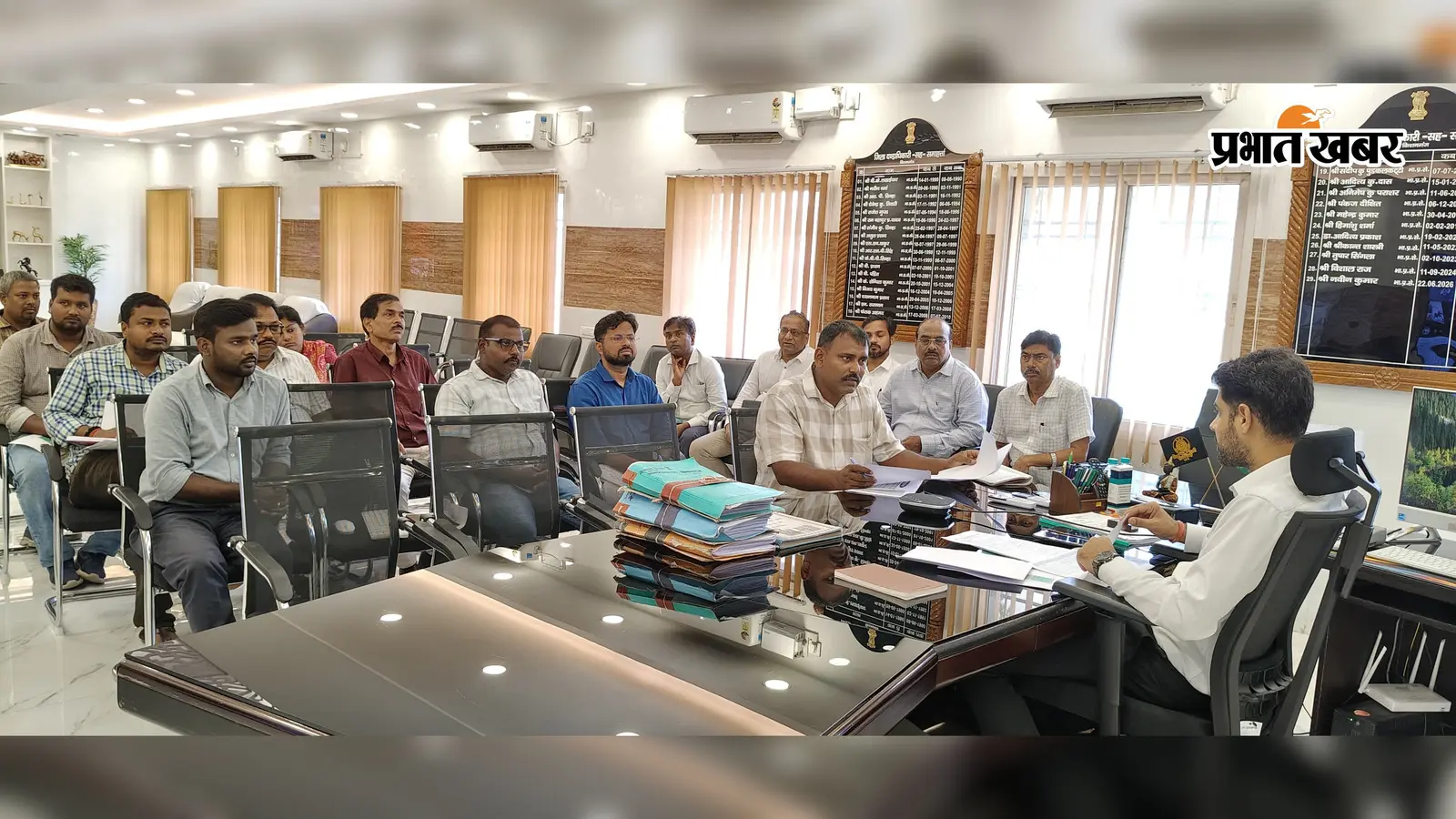 किशनगंज में पर्यावरण संरक्षण को लेकर प्रशासन सख्त, कचरा प्रबंधन और वृक्षारोपण पर दिए गए नए निर्देश