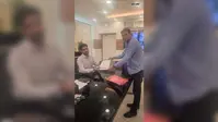 निजी स्कूल की फीस को लेकर JDU का प्रदर्शन, DM को सौंपा ज्ञापन, जांच और कार्रवाई की मांग