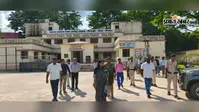 पिपराही प्रखंड कार्यालय का डीएम ने किया निरीक्षण, गंदगी और बिखरी फाइलों पर जतायी नाराजगी
