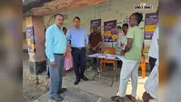 बरहेट के बूथों पर विशेष कैंप का अपर समाहर्ता ने लिया जायजा, मतदाता सूची सुधारने उमड़ी भीड़