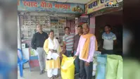 डोमचांच में खाद दुकानों का निरीक्षण, सरकारी दर पर यूरिया बेचने का निर्देश