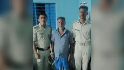 प्लास्टिक के बोरे में 22.5 लीटर देसी शराब छिपाकर भाग रहा था धंधेबाज, सुधानी थाना पुलिस ने दबोचा