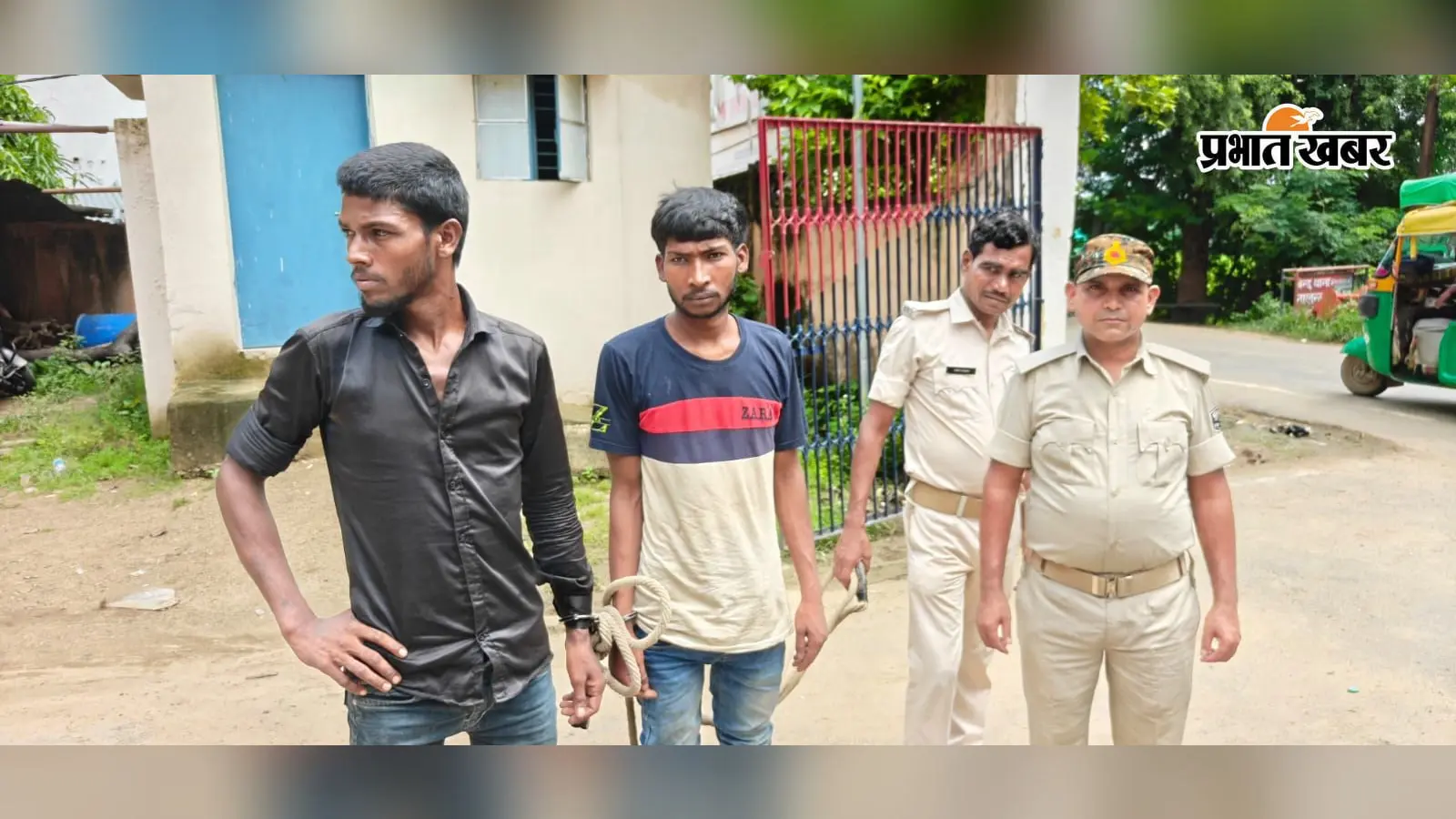 नालंदा : बिंद में तीन बंद घरों में चोरी का खुलासा, चोर वारदात के बाद लगा देते थे नया ताला; दो गिरफ्तार