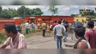खिचड़ी खाने के बाद पांच दर्जन बच्चों की तबीयत बिगड़ी, थाली में मरी छिपकली मिलने का दावा