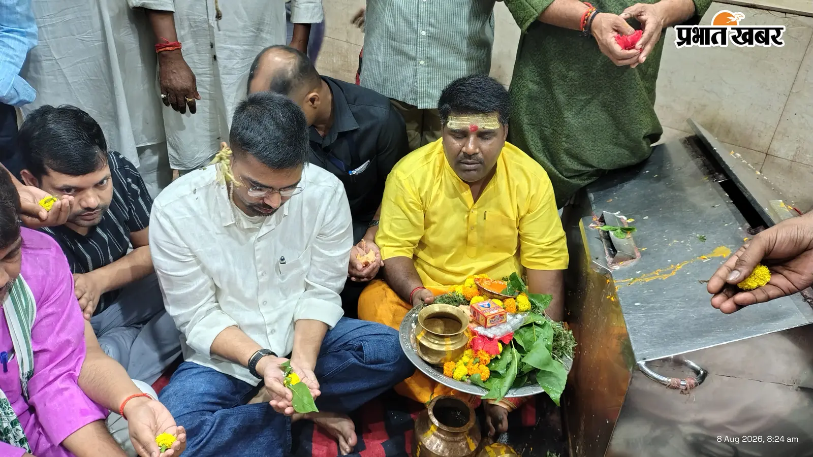 एमएलसी बनने के बाद बाबा सिंहेश्वरनाथ के दरबार पहुंचे मंत्री दीपक प्रकाश, पंचायत चुनाव पर दिया बड़ा बयान