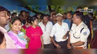 हाइवा की टक्कर से चिकित्सक की मौत, शव उठाने पहुंची पुलिस तो ग्रामीणों ने रोक दिया वाहन, जमकर बवाल