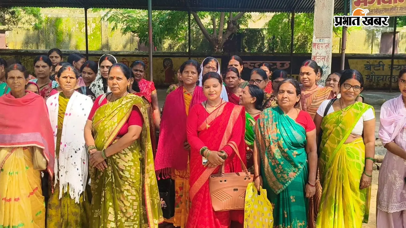 छह महीने से मानदेय नहीं मिलने पर सेविका-सहायिकाओं में नाराजगी, बैठक कर उठाई समस्याएं