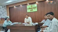 आवास योजना से स्वच्छता अभियान तक योजनाओं की समीक्षा, डीडीसी ने दिया समय पर लक्ष्य पूरा करने का निर्देश