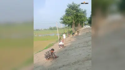 एसएसबी जवानों और छात्रों ने मिलकर रोपे पौधे, लिया हरियाली का संकल्प