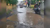 कारगिल पार्क से प्रेम पुल तक बनी सड़क 1 महीने में ही हुई जर्जर, 3 साल बाद भी मरम्मत न होने से फूटा जनाक्रोश