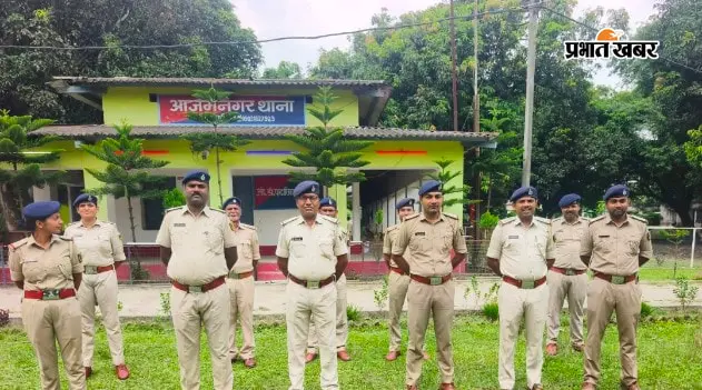 SP परिचय कुमार के निर्देश पर सभी थानों में रोजाना हो रहा रॉल-कॉल, पुलिसिंग और अनुशासन को बेहतर बनाने की कवायद