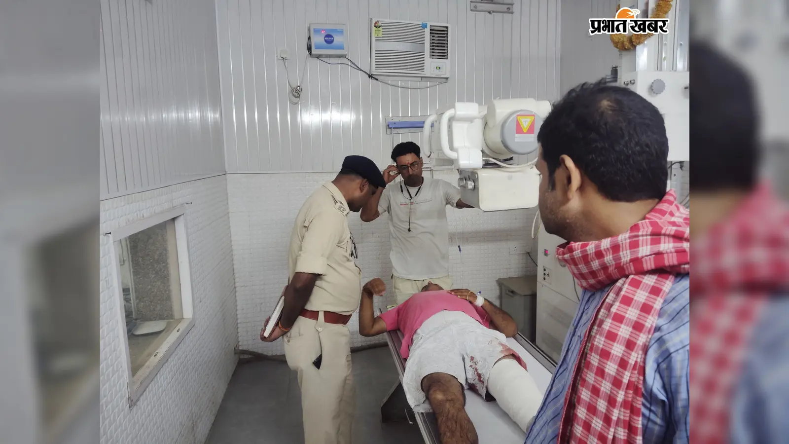 हाजीपुर: इस्माइलपुर में बाउंड्री निर्माण के दौरान बदमाशों ने की फायरिंग, युवक घायल, एक आरोपी धराया