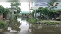 सीतामढ़ी: एक महीने से सड़क पर पानी, डीएम को शिकायत के बाद भी नहीं मिली राहत