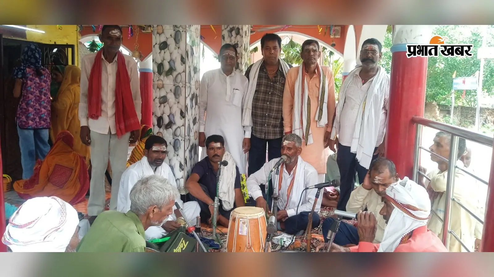 कैमूर: अष्टभुजी चौक हनुमान मंदिर में 24 घंटे का अखंड हरिकीर्तन संपन्न, भक्ति में डूबे श्रद्धालु