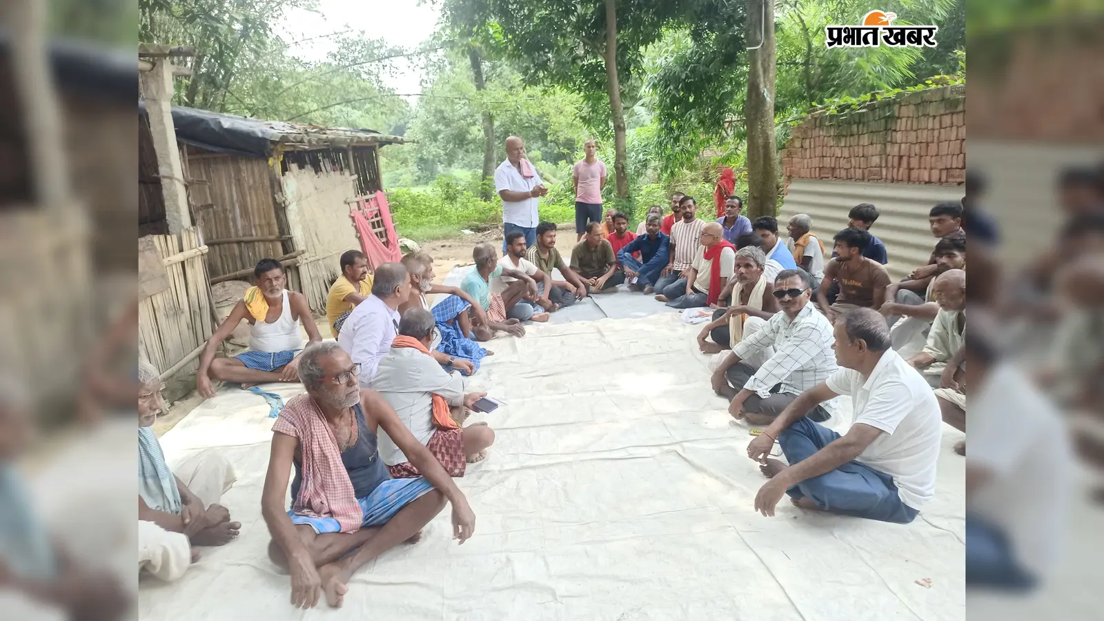 13 साल से छह कमरे के भवन में नहीं शुरू हुई पढ़ाई, ग्रामीणों ने आंदोलन की दी चेतावनी