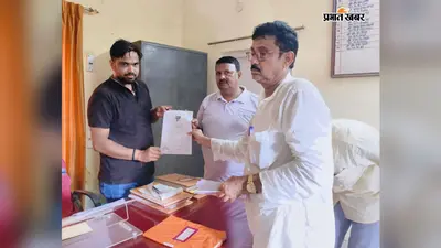 बारसोई जंक्शन की समस्याओं को लेकर सड़क पर उतरे लोग, रेलवे प्रशासन को सौंपा मांग पत्र