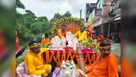 फारबिसगंज के रामेश्वर नाथ मंदिर में स्थापित होगा ब्राजील का क्रिस्टल शिवलिंग, शोभायात्रा में उमड़ी श्रद्धालुओं की भीड़