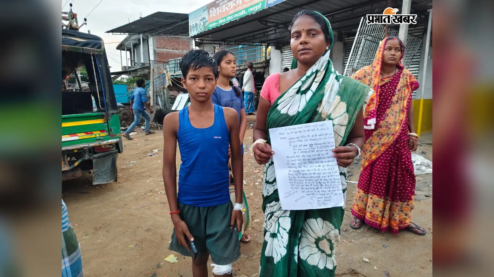 गरही में घर में घुसकर मारपीट, 10 साल के बच्चे पर फरसा से हमला; 8 लोगों के खिलाफ प्राथमिकी दर्ज