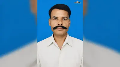 करंट की चपेट में आने से झुलसे बुजुर्ग की मौत,परिजनों का आरोप जंदाहा पीएचसी में कोई डॉक्टर नहीं था मौजूद