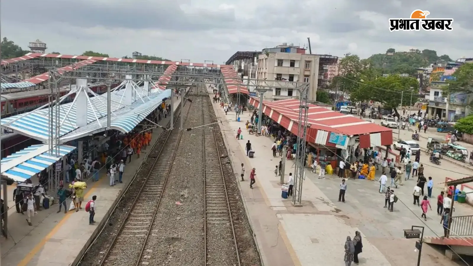 वर्ल्ड क्लास स्टेशन बनने की ओर बढ़ रहा गया जंक्शन, फिर भी अहमदाबाद-सूरत-पुणे समेत कई शहरों की सीधी ट्रेन नहीं
