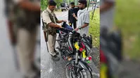 सिमडेगा में चला विशेष एंटी क्राइम वाहन चेकिंग अभियान, संदिग्ध वाहनों पर पुलिस की पैनी नजर