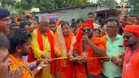'बोल बम' के जयघोष के साथ मनिहारी रवाना हुए हजारों कांवड़िया, विधायक निशा सिंह भी यात्रा में हुईं शामिल