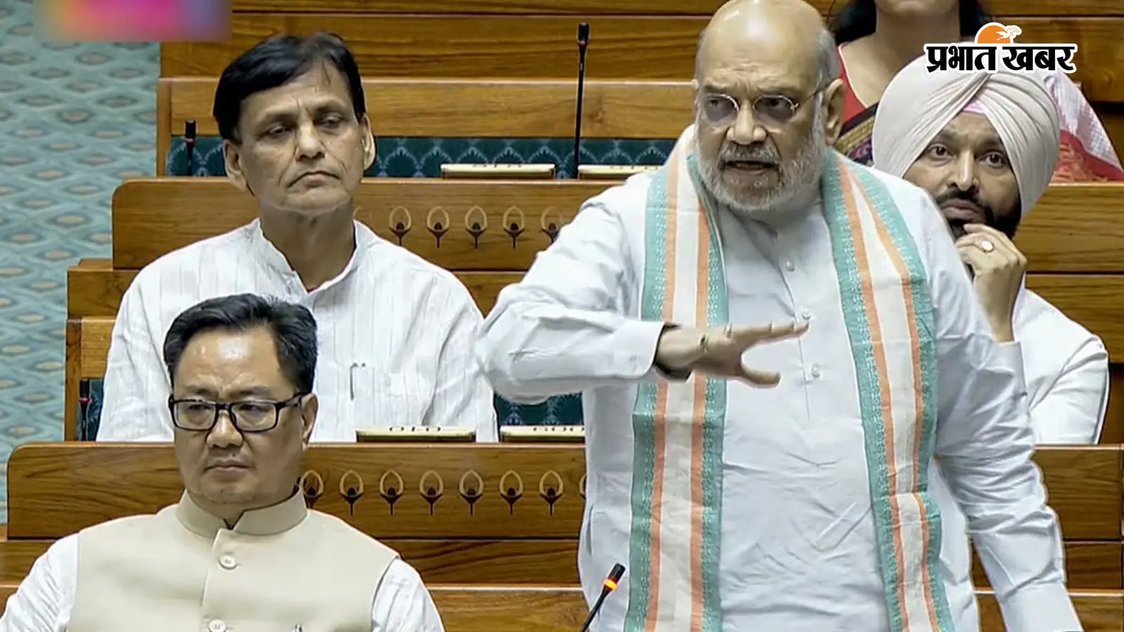छात्र आंदोलन पर चर्चा को तैयार सरकार, रिजिजू बोले- अमित शाह देंगे जवाब