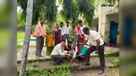 झरिया एकेडमी में जिला पंचायत राज पदाधिकारी ने किया पौधरोपण, पर्यावरण संरक्षण का दिया संदेश