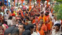 वाल्मीकिनगर संगम से जल लेकर पहुंचे कांवरिये, राजशिव मंदिर में उमड़ी भारी भीड़