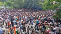 JPSC Student Protest: लाठी से बचने की अनोखी तरकीब, पुलिस के डंडा उठाते ही राष्ट्रगान गाने लगे छात्र
