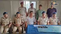 सीवान जंक्शन पर यात्रियों के सामान की चोरी करने वाला युवक गिरफ्तार, तीन मोबाइल और पावर बैंक बरामद