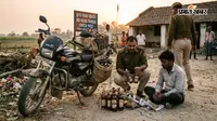नेपाल से बाइक पर लाई जा रही शराब के साथ तस्कर गिरफ्तार